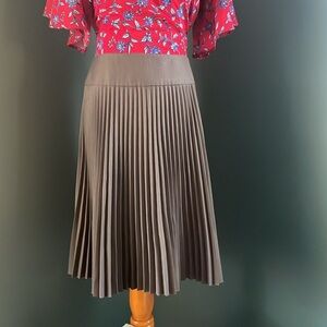 Calvin Klein classic gray pleated midi skirt 6